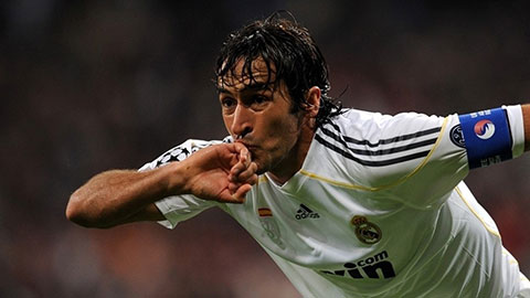 Raul ghi bàn ở 14 kỳ Champions League liên tiếp