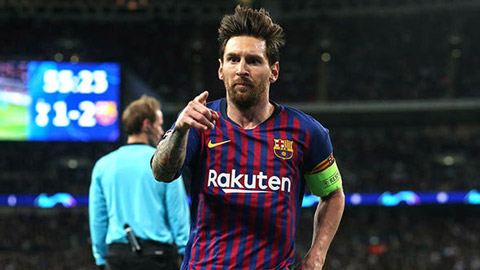 Sau khi Tottenham rút ngắn cách biệt xuống còn 1-2, Messi chính là người tái lập cách biệt 2 bàn
