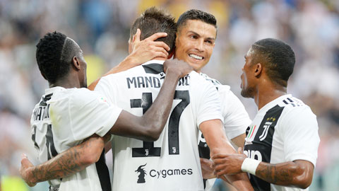 Juventus bênh vực Ronaldo như một gia đình