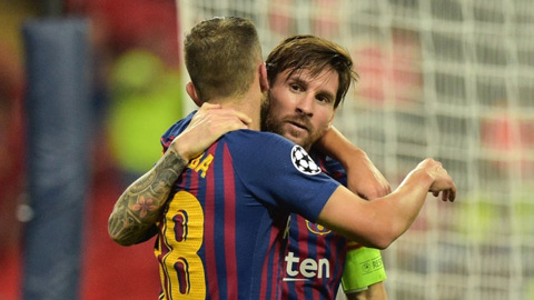 Quên The Best đi, Messi là The Maestro, là The Leader