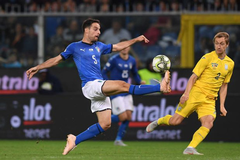 Italia chơi không tốt trước Ukraine
