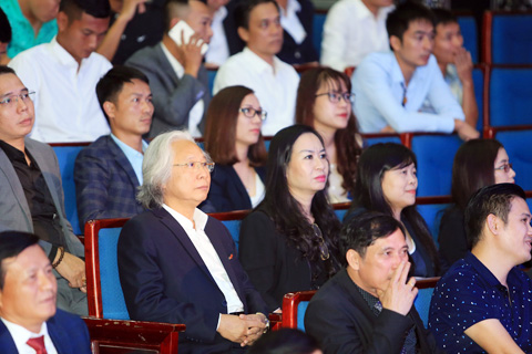 Tổng biên tập báo Bóng đá Nguyễn Văn Phú và Phó Tổng biên tập  Thạc Thị Thanh Thảo cùng nhiều quan khách đã tới dự Gala