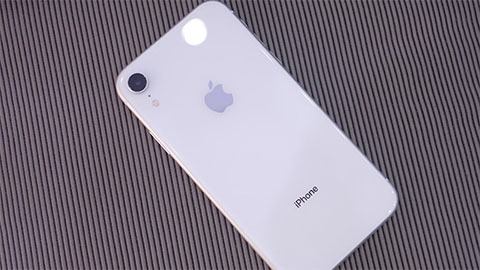 iPhone XR cập bến thị trường Việt Nam, giá từ 23,9 triệu