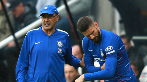 Sarri không cần Giroud phải ghi bàn