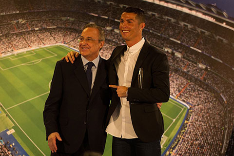 Ronaldo: Đây là ông chủ của tôi, người đối xử với tôi như một mối kinh doanh