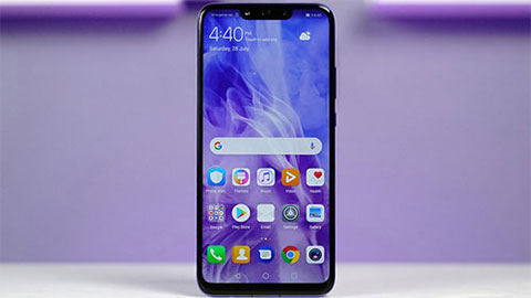 Huawei Nova 3 đẹp như iPhone X giảm sập sàn tại Việt Nam