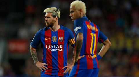 Messi và Neymar từng gặp vận đen khi đổi sang tóc màu chói