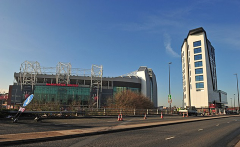 Hotel Football - nơi M.U dự tính thuê làm nơi đóng quân - nằm ngay đối diện Old Trafford
