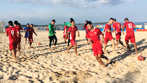 Giải bóng đá bãi biển Đông Nam Á 2018: Việt Nam thắng trận ra quân