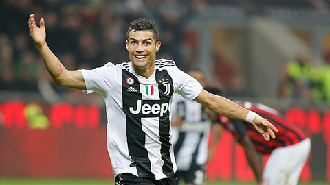 Milan từng chê không mua Ronaldo vì... đắt quá