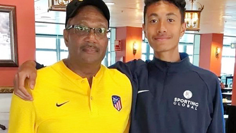 Cầu thủ trẻ của Barcelona gốc Việt muốn chơi bóng cùng Công Phượng