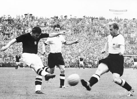 ĐT Anh nhận cái tát đau điếng ngay tại thánh địa Wembley