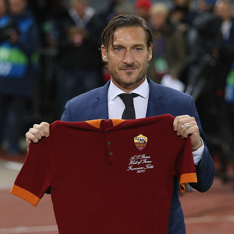 Totti nhận được sự tri ân xứng đáng