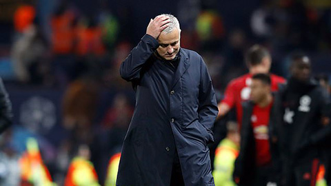 Mourinho: Khi phải điên rồ đề bù cô đơn