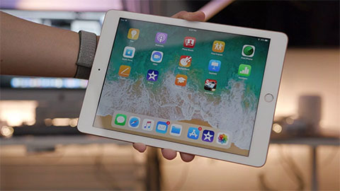 iPad 9.7-inch phiên bản tân trang mở bán với giá hấp dẫn
