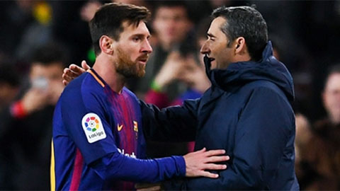 Valverde chúc mừng Modric, bức xúc cho Messi