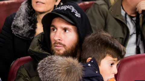 Messi dẫn đầu dàn sao bóng đá xem Superclassico