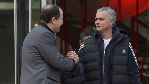 HLV Mourinho tốn gần nửa triệu bảng thuê khách sạn khi dẫn dắt M.U