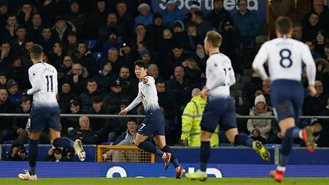 Heung-Min Son ghi dấu ấn ở 2 bàn thắng còn lại của Tottenham