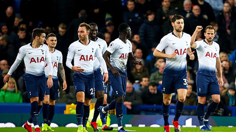 Alli và Kane ghi thêm 2 bàn trong hiệp 1 giúp Tottenham ngược dòng thành công