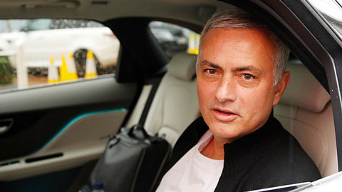 Lộ nguyên nhân thúc đẩy việc M.U sa thải Mourinho