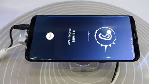 Galaxy S10 sẽ không có loa thoại, truyền âm thanh qua màn hình?