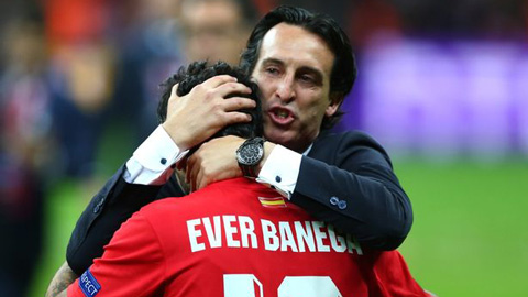 Ever Banega chuẩn bị tái hợp Emery ở Arsenal