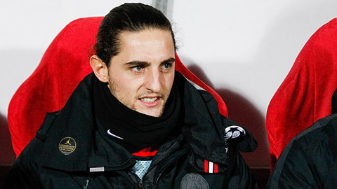 Rabiot đang bị BLĐ PSG đày ải lên băng ghế dự bị vô thời hạn