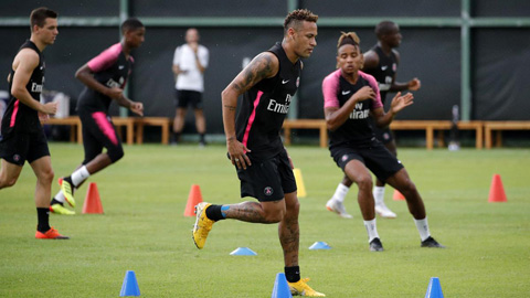 Neymar đã trở lại PSG sớm hơn 4 ngày để luyện tập bắt đầu cho năm 2019 đầy tham vọng