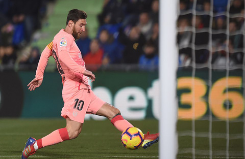Messi ghi bàn mở tỷ số cho Barca