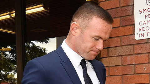 Rooney bị bắt vì say rượu và chửi thề ở sân bay Mỹ