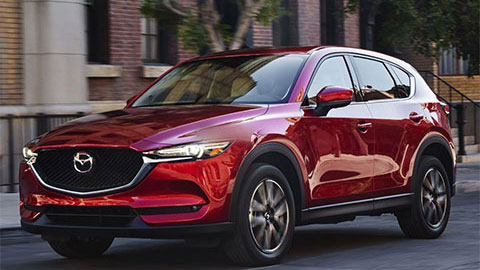 Mazda CX-5, Mazda 3 bất ngờ giảm giá mạnh chào đón năm mới