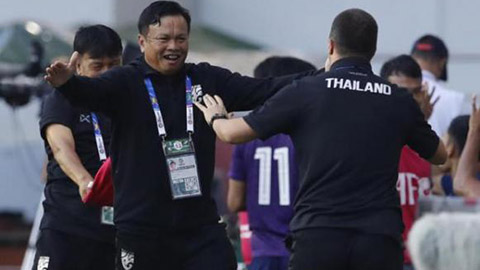 HLV Thái Lan tiếp tục “nổ” vang trời khi đội nhà đánh bại Bahrain