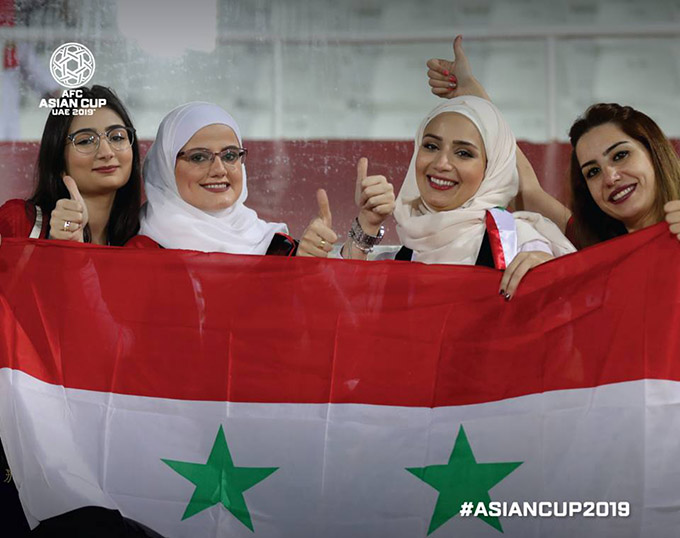 Các fan trung thành của ĐT Iraq. Họ hi vọng đội nhà sẽ tái lập được thành tích vô địch như ở Asian Cup 2007