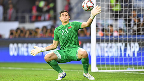 Văm Lâm, Công Phượng được Fox Sport chấm điểm cao nhất ở trận gặp Nhật bản
