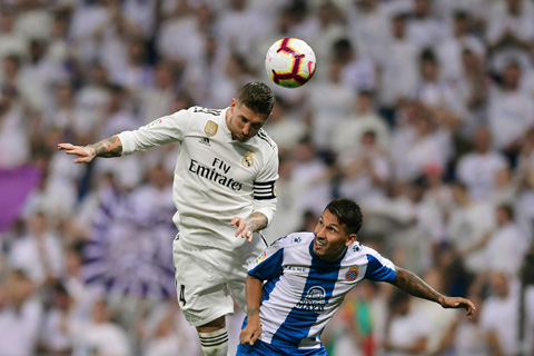 Ramos (áo trắng) sẽ cùng các đồng đội vùi dập Espanyol