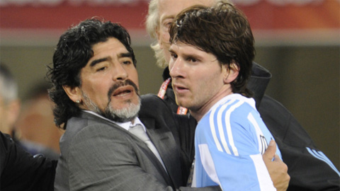 Sir Alex xếp Messi trên phân Maradona