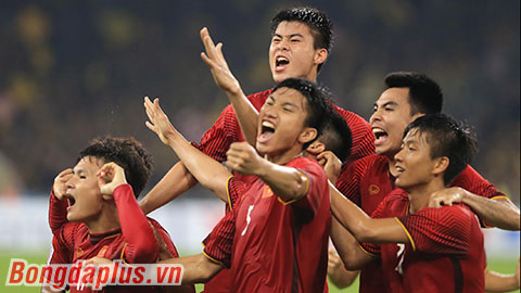 ĐT Việt Nam tiếp tục thăng tiến trên BXH của FIFA