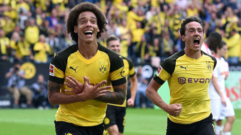 Witsel (trái) đã có trận đấu tuyệt hay giúp Dortmund thắng trận ngay trên sân Leipzig cách đây gần 1 tháng