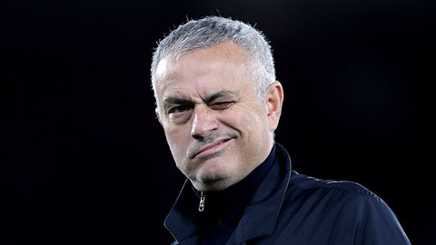 Mourinho đã nhận được bao nhiêu tiền sau 4 lần bị sa thải?