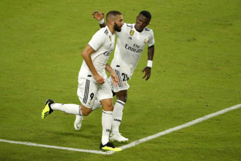 Benzema chính là người dìu dắt Vinicius về mặt chuyên môn