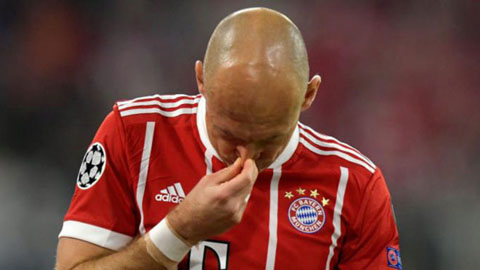 Robben muốn giải nghệ vì chấn thương bí ẩn