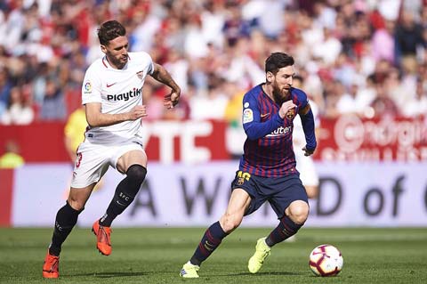 Messi tỏa sáng nhấn chìm Sevilla