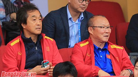 Thầy Park nắm ĐTQG, trợ lý Lee dẫn quân chinh phục SEA Games 30