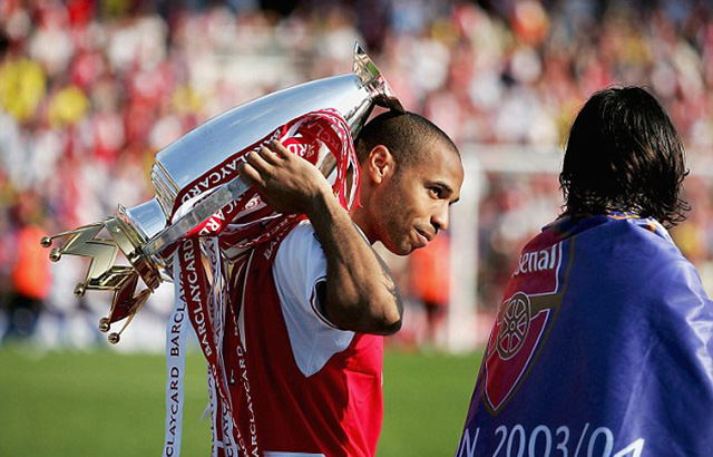 Henry vô địch trong màu áo Arsenal