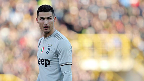 Phẫn nộ Ronaldo không có tên trong ĐHTB Serie A 2018/19