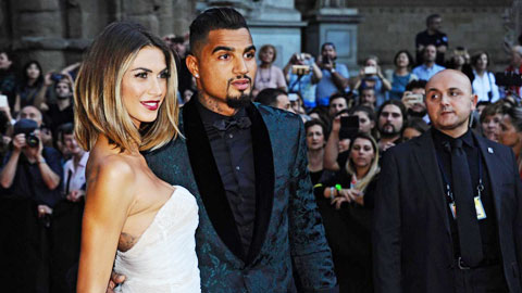 Trong tình trường, Boateng cũng là kẻ lông bông