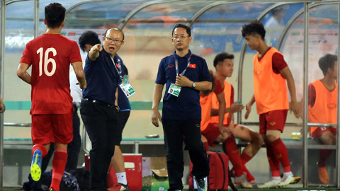 Thầy Park đã có phương án để các học trò có thể vượt qua U23 Indonesia  	Ảnh: TUẤN CƯỜNG