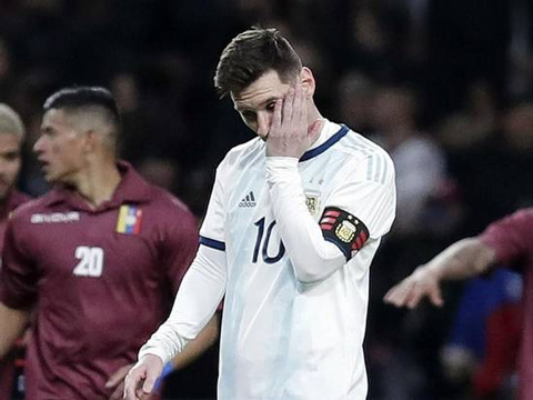 Sự trở lại của Messi khiến người Argentina thêm đau đáu