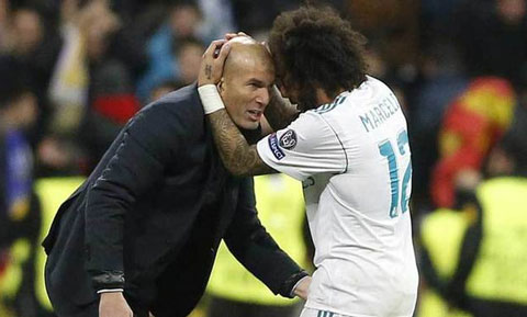 Ngoài Champions League, Zidane còn làm được điều không tưởng ở La Liga